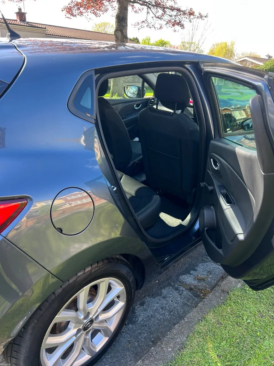 Renault Clio 2019 - Image 3