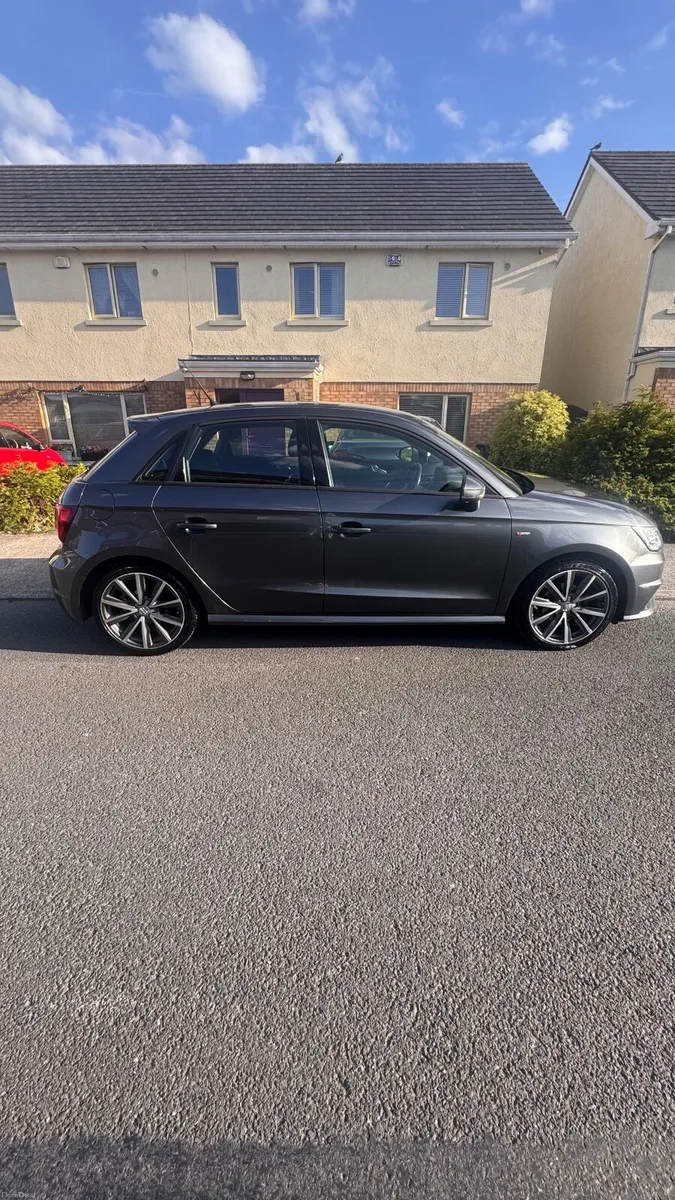 Audi A1 2016 - Image 1