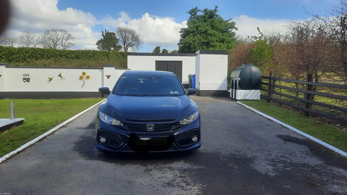 Honda civic - Image 1