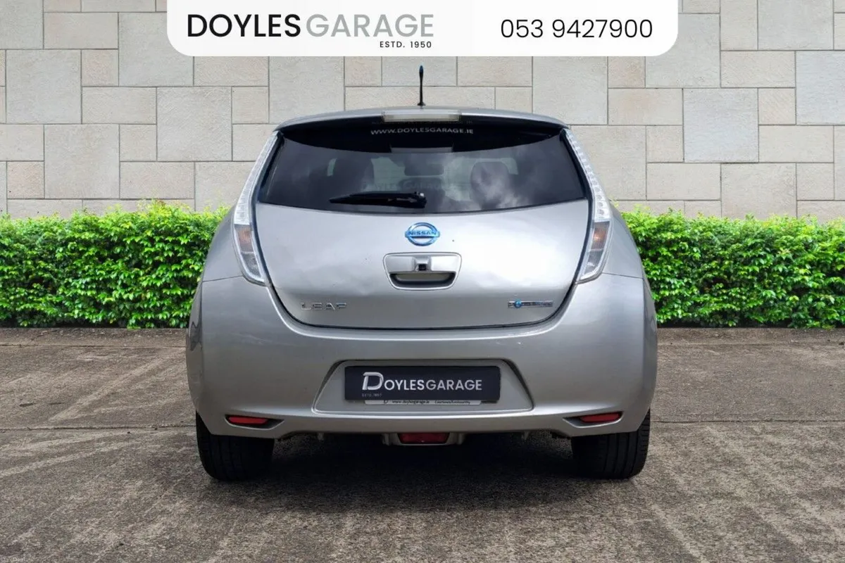 Nissan Leaf SVE *NO WARRANTY* - Image 3