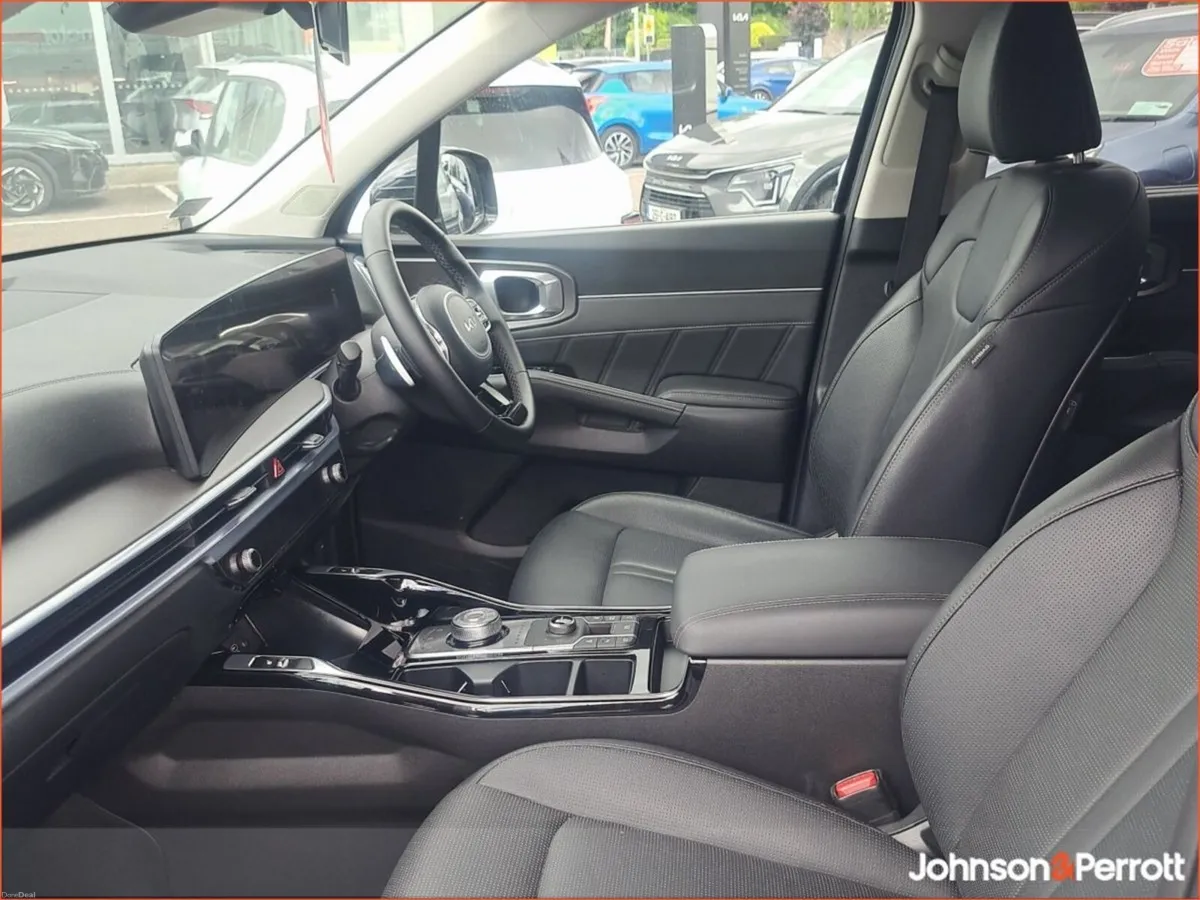 Kia Sorento 1.6 PHEV SEM - Image 3