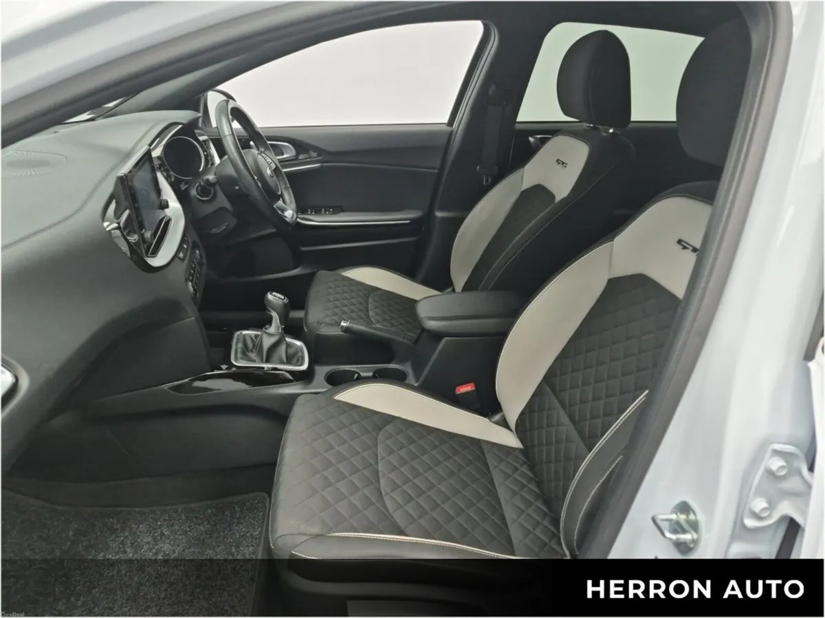 Kia Ceed GT Line 1.0T 120PS Petrol - Image 6