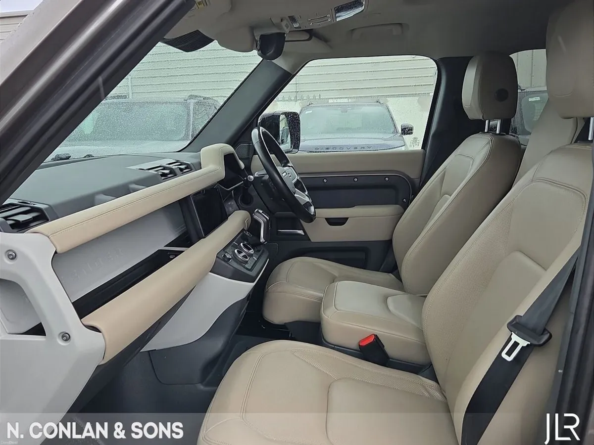 Land Rover Defender 110 PHEV S 6 SEATER *WARRANTY - Image 3