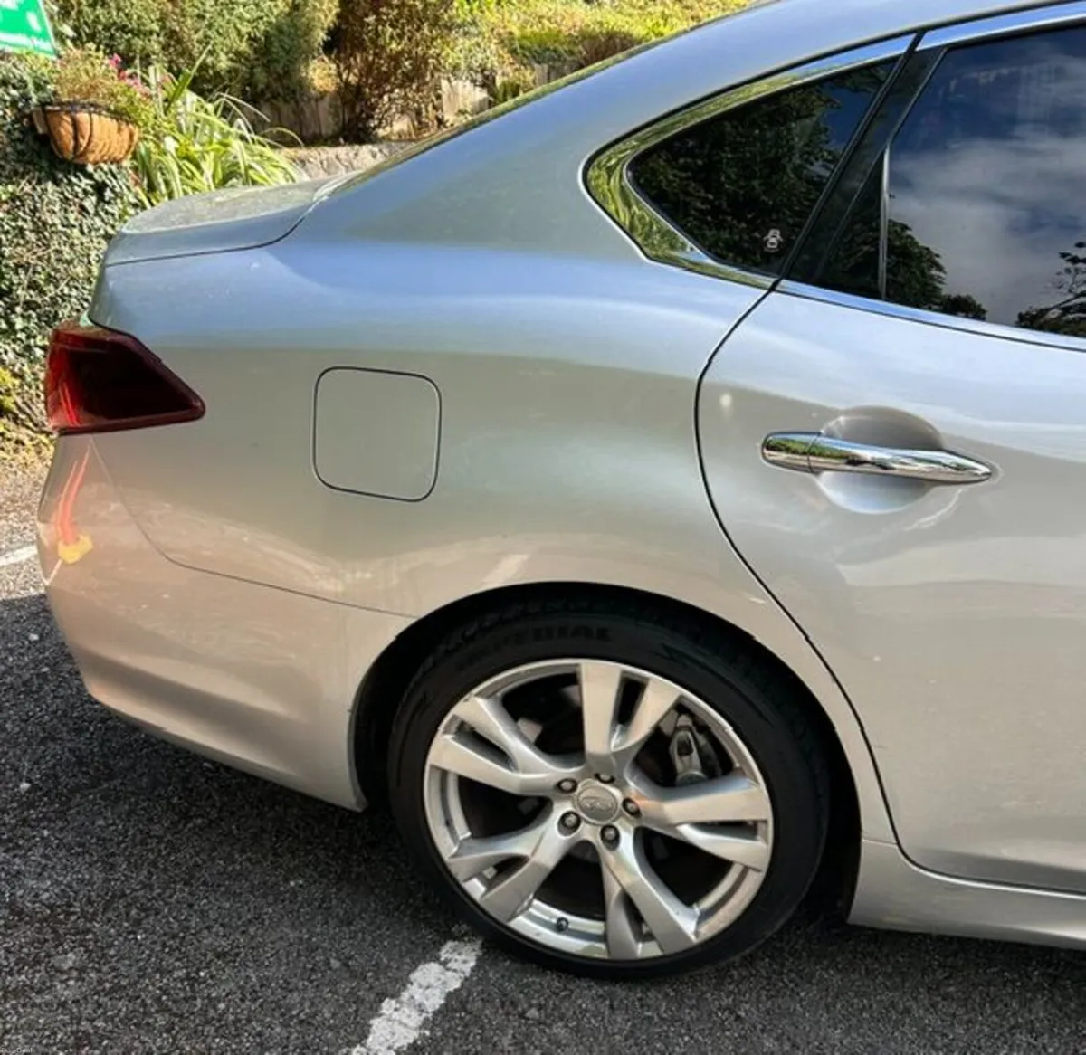 Infiniti Q70 S 2016 - Image 4