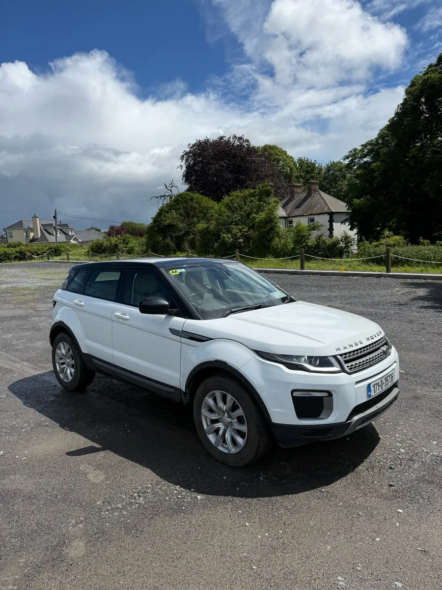 2017 Range Rover Evoque EVO TD4 SE - PAN ROOF (AWD - Image 1