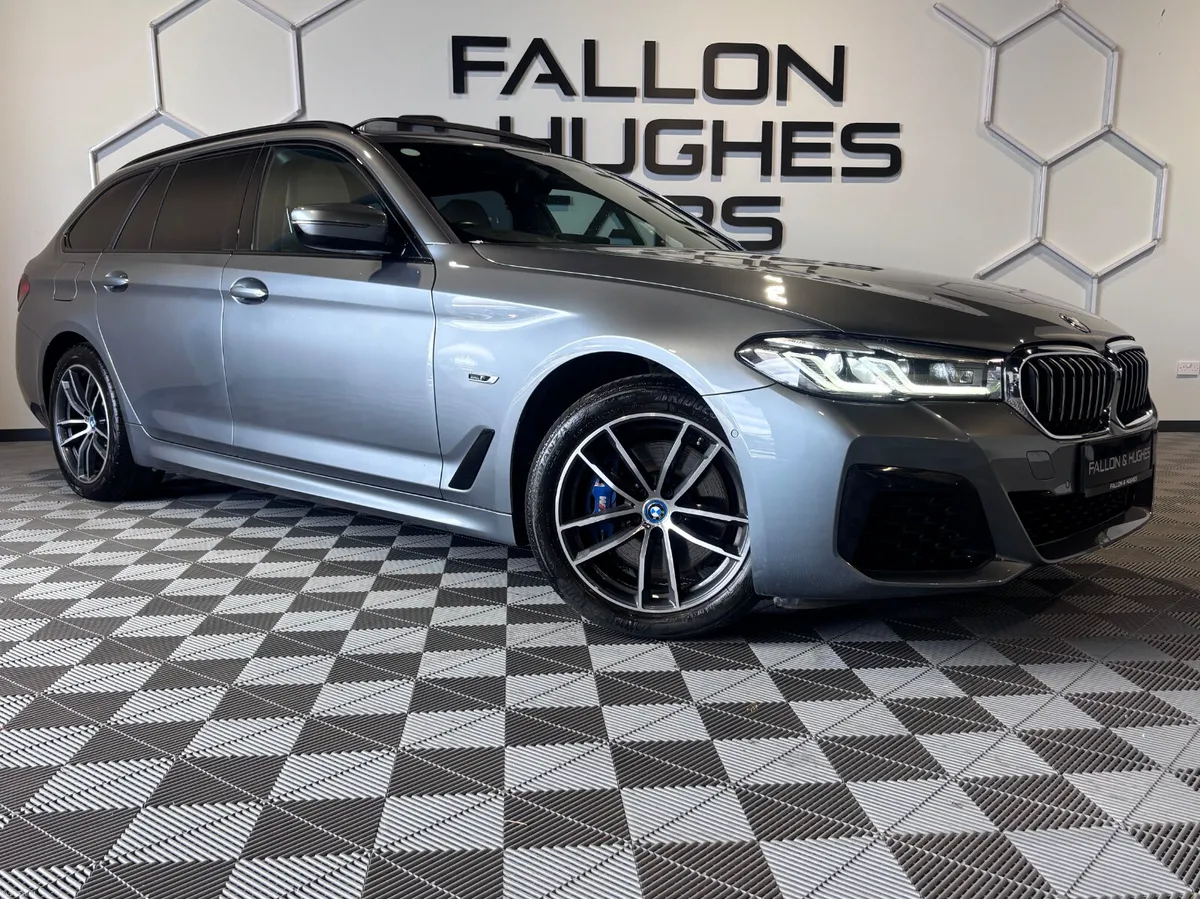 BMW 5-SERIES 530E XDRIVE M SPORT AUTO // SUNROOF - Image 1
