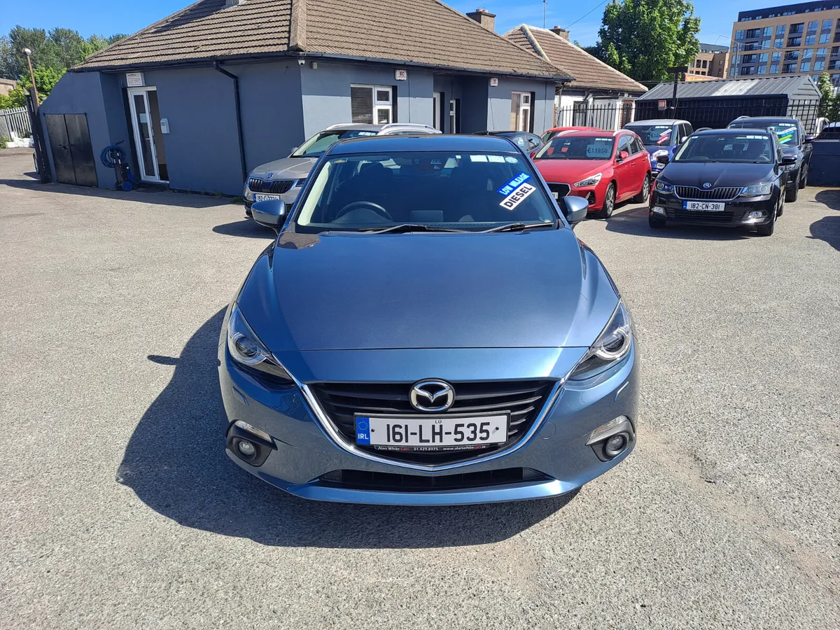Mazda Mazda3 2016 - Image 3