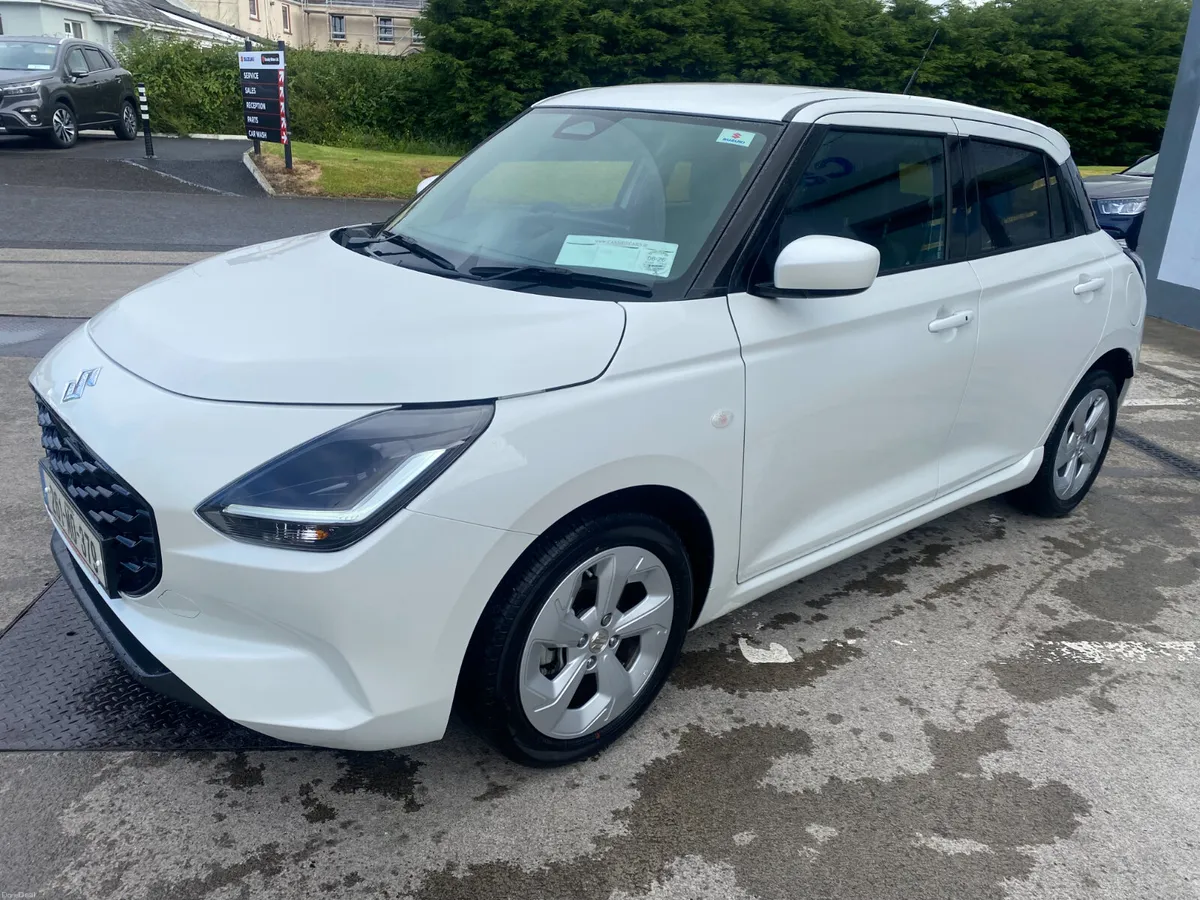 Suzuki Swift  **AUTU**DEMO** - Image 3
