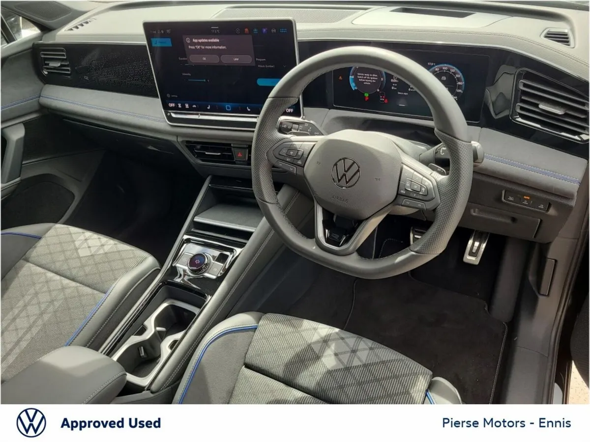 Volkswagen Tiguan R-LINE 75 BLACK EDITION 2.0TDI D - Image 3