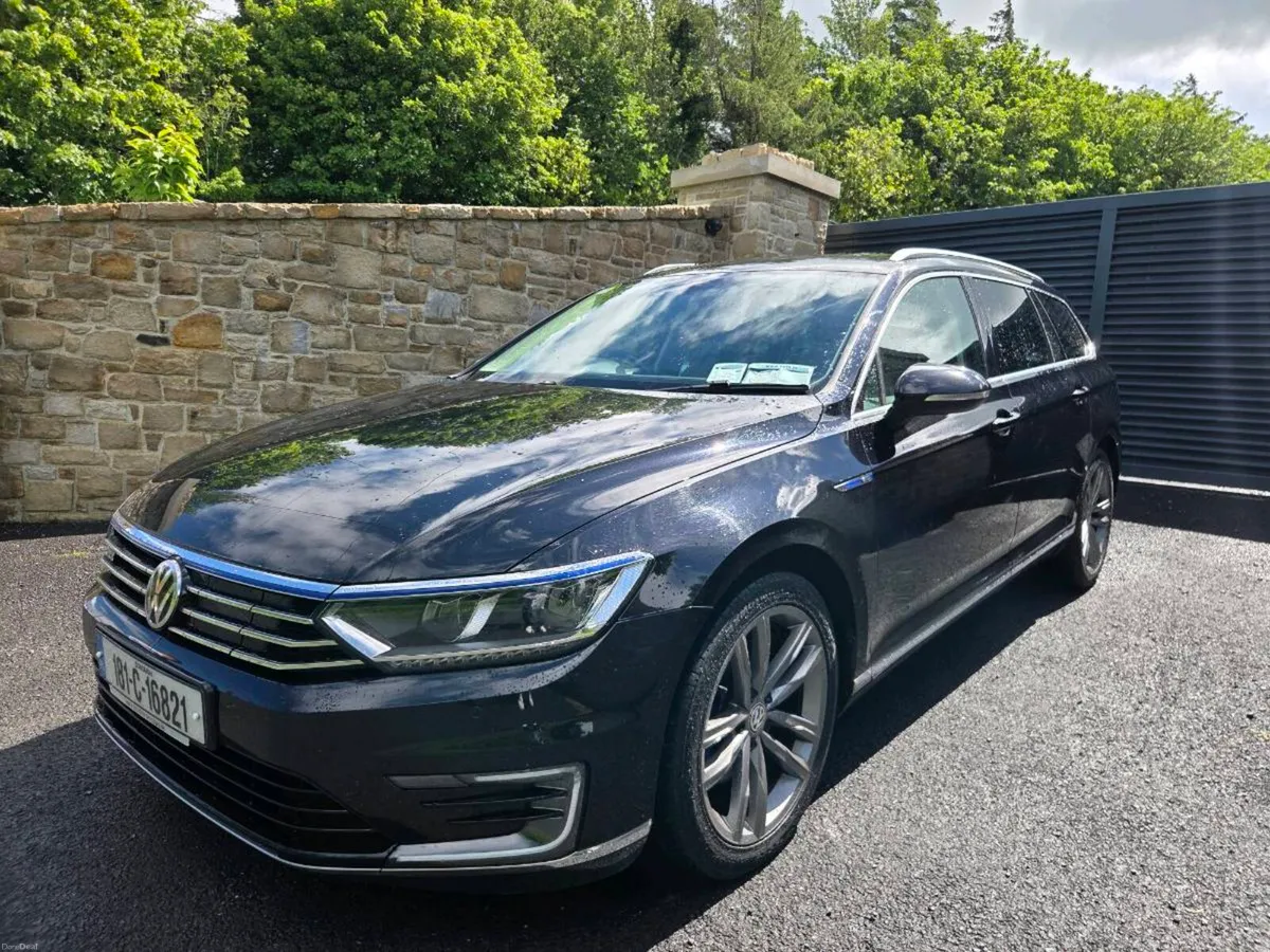 2018 VOLKSWAGEN PASSAT GTE HIGHLINE - Image 3