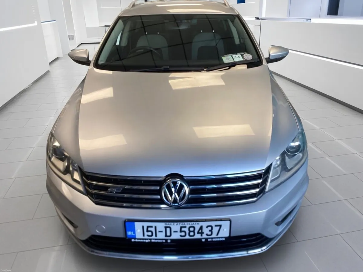 Volkswagen Passat 2015 R line spec - Image 5