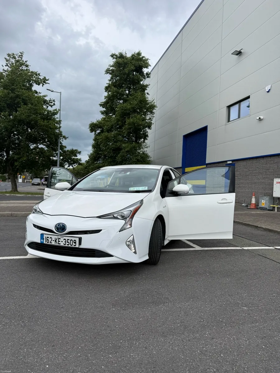 2016 Toyota Prius Luxury Automatic Hybrid - Image 2