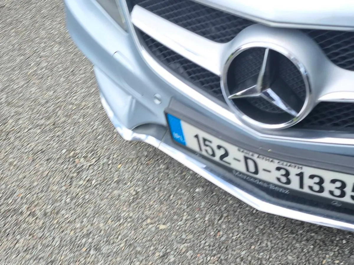 Mercedes E350 convertible - Image 4