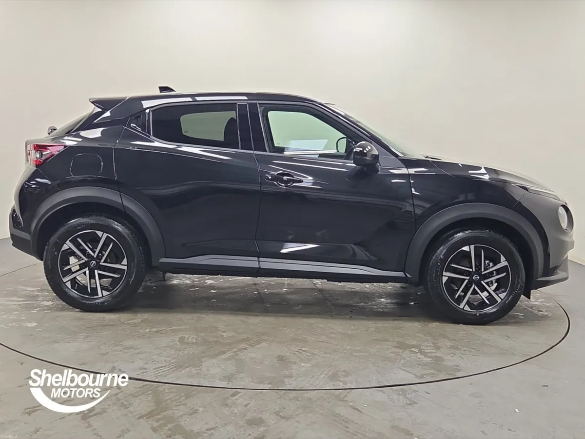 Nissan Juke Hatchback N-Connecta - Image 3