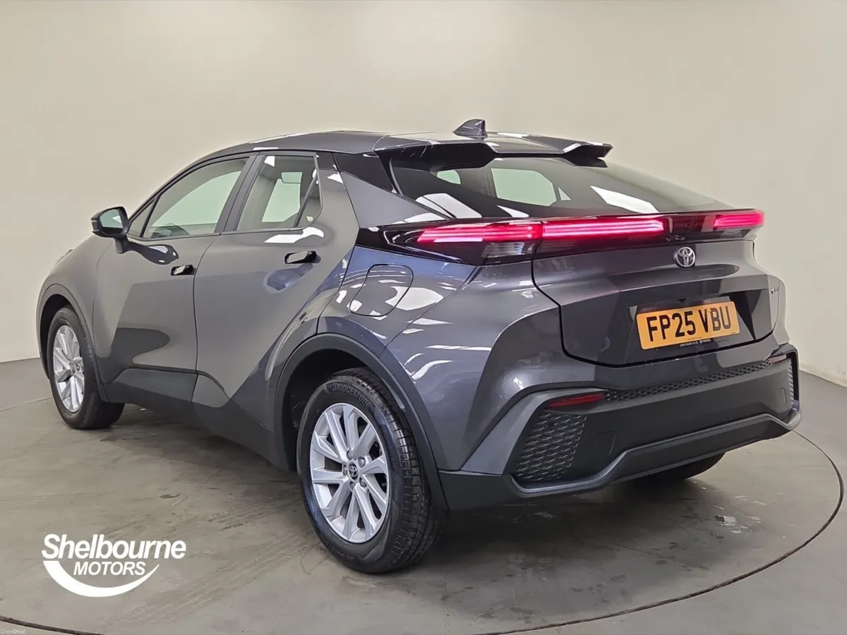 Toyota C-HR C-Hr Hatchback Icon - Image 2