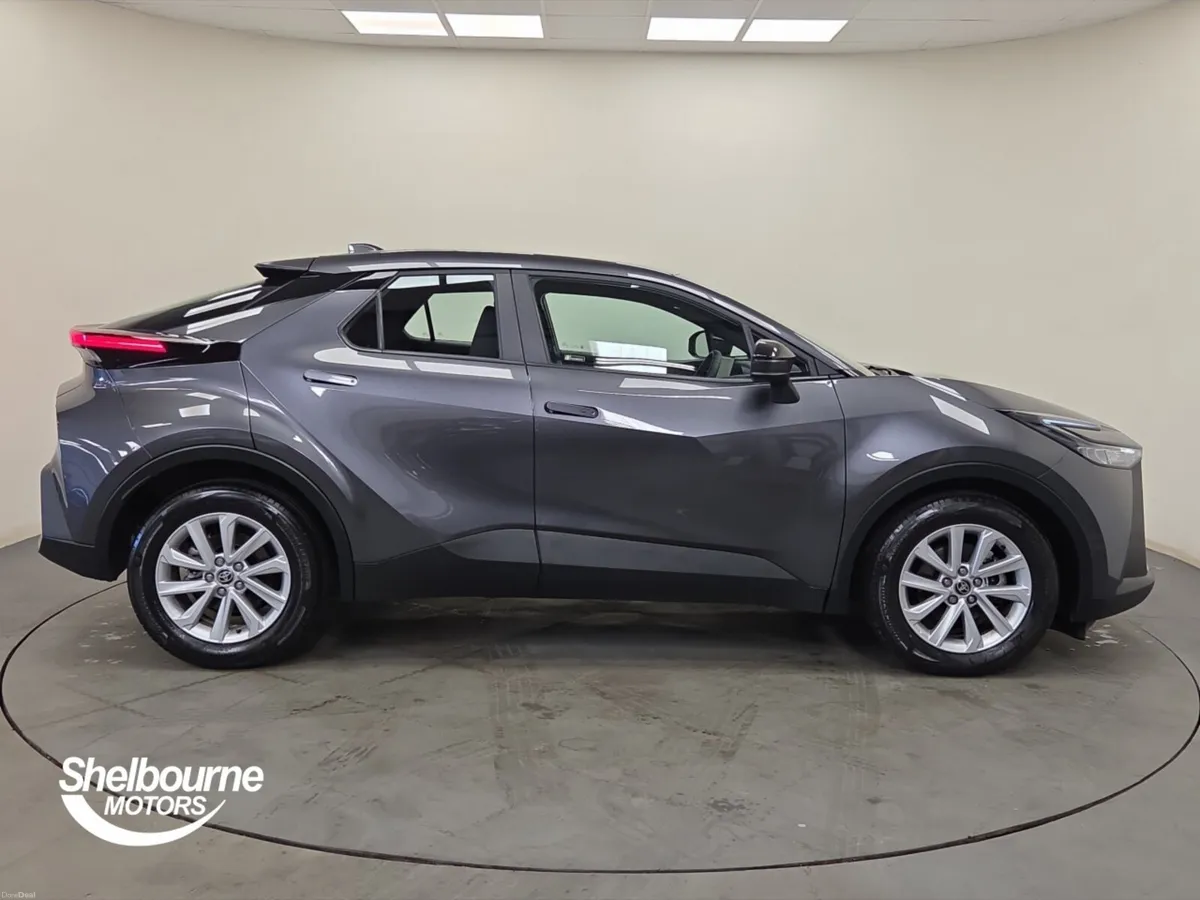 Toyota C-HR C-Hr Hatchback Icon - Image 3