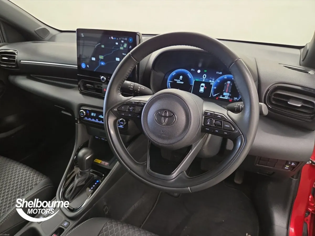 Toyota Yaris Hatchback Excel - Image 4