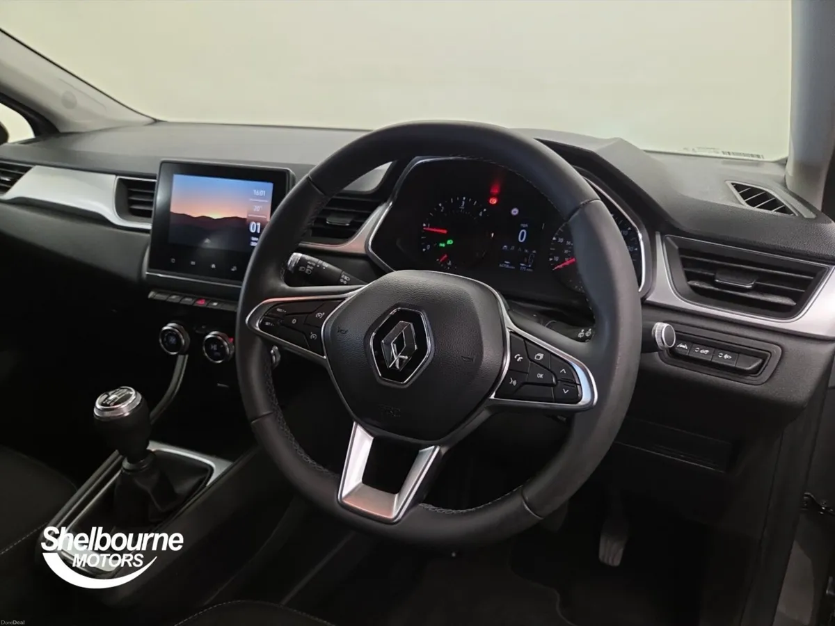 Renault Captur Diesel Hatchback Iconic - Image 4