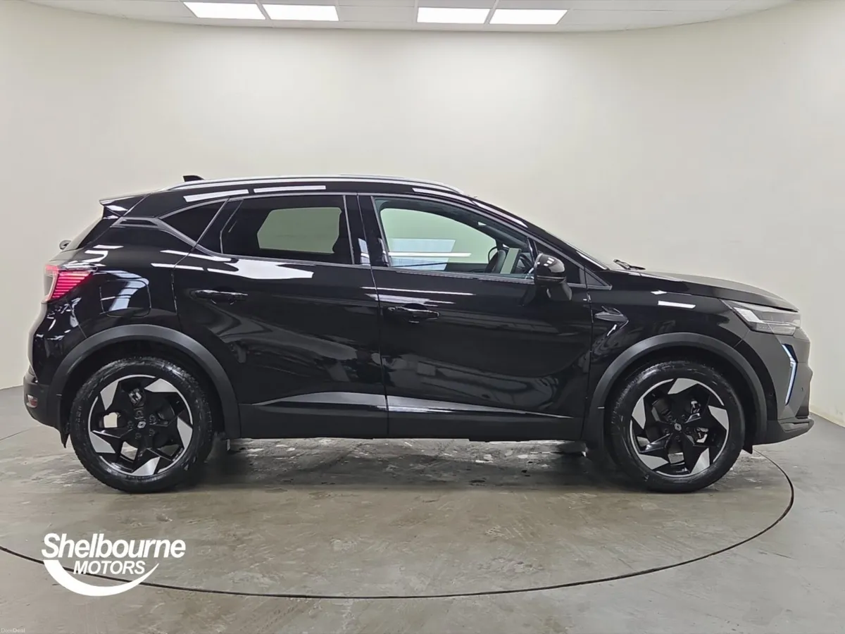 Renault Captur Hatchback Techno - Image 3