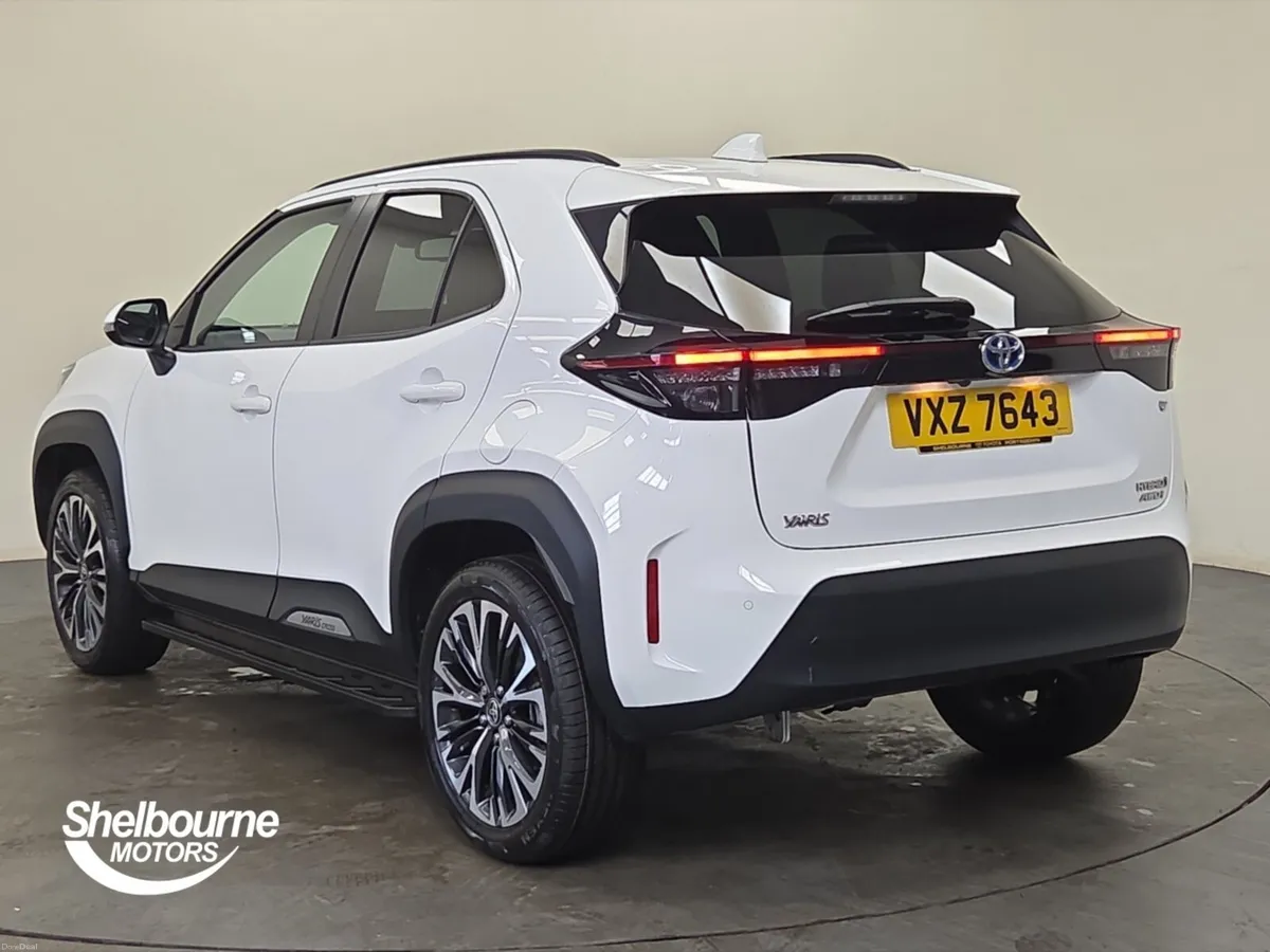 Toyota Yaris Cross Estate Excel - Image 2