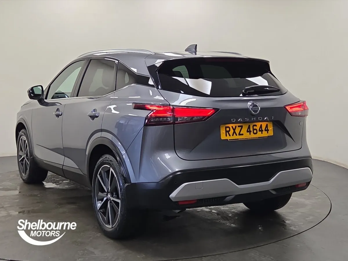 Nissan Qashqai Hatchback Tekna - Image 2