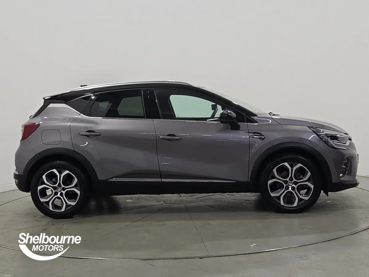Renault Captur Hatchback Techno - Image 3