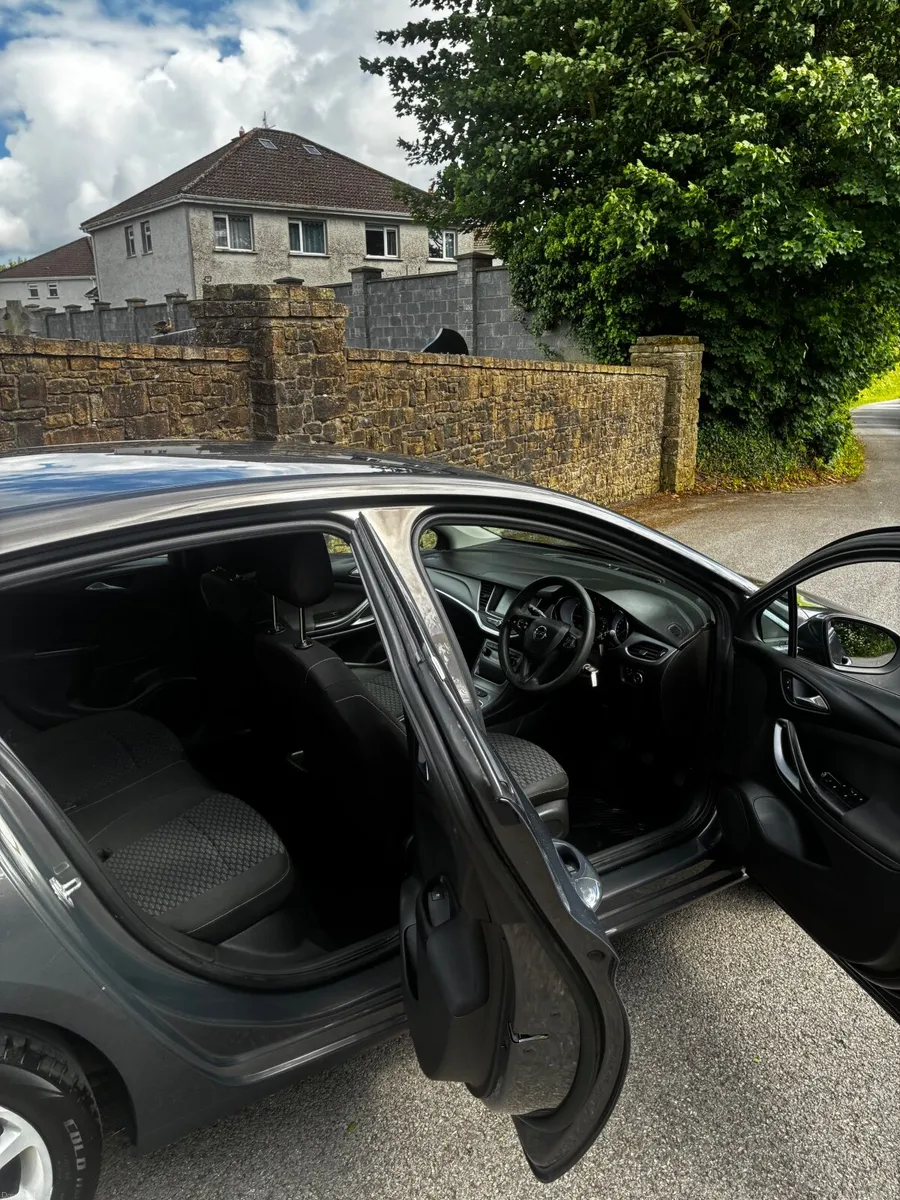 Opel Astra 2016 - Image 3