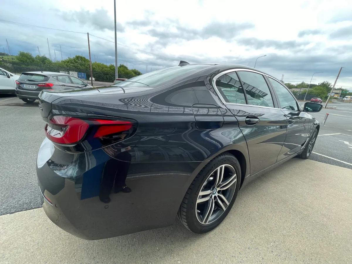 BMW 5-Series 530e 2.0 Petrol Plug in Hybrid - Image 6