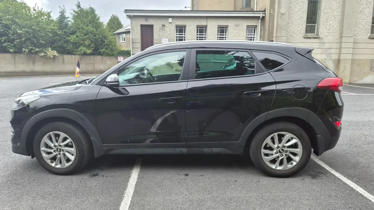 Hyundai Tucson 2016 Executive 1.7L Diesel CRDI - Image 4