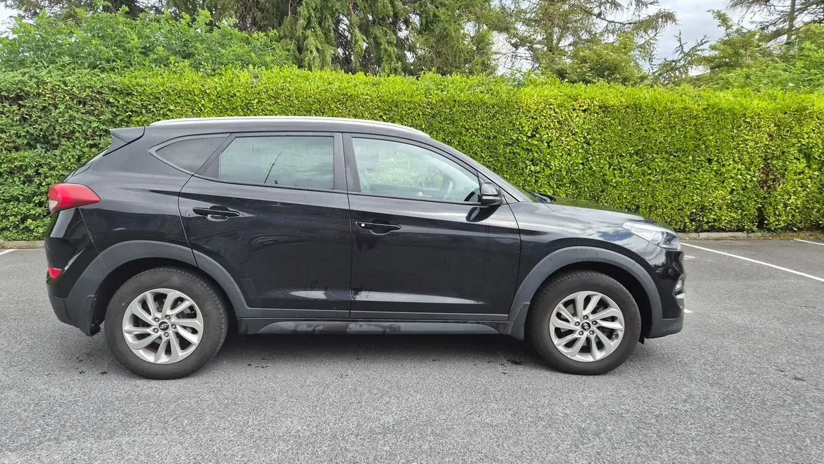 Hyundai Tucson 2016 Executive 1.7L Diesel CRDI - Image 1