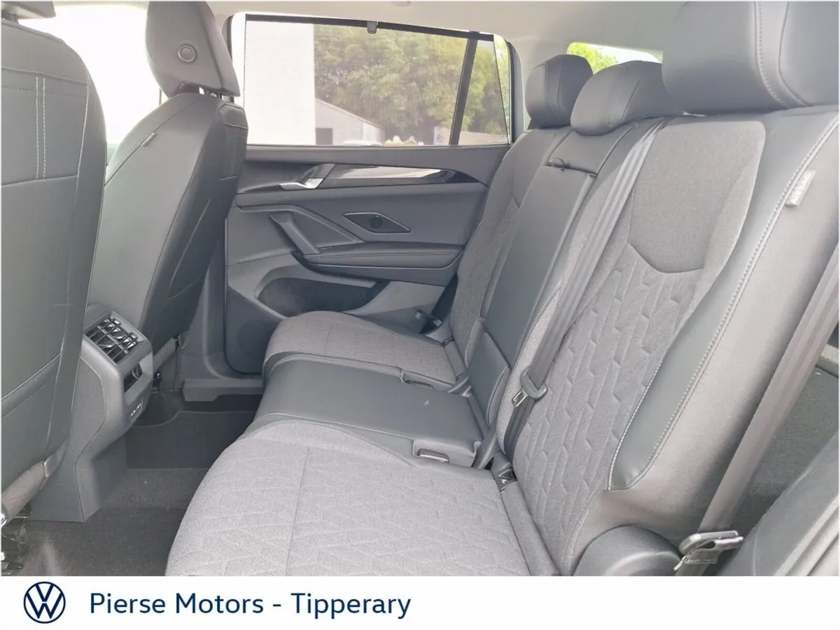 Volkswagen Tayron 2.0 TDI 150HP Edition 75 DSG - Image 6