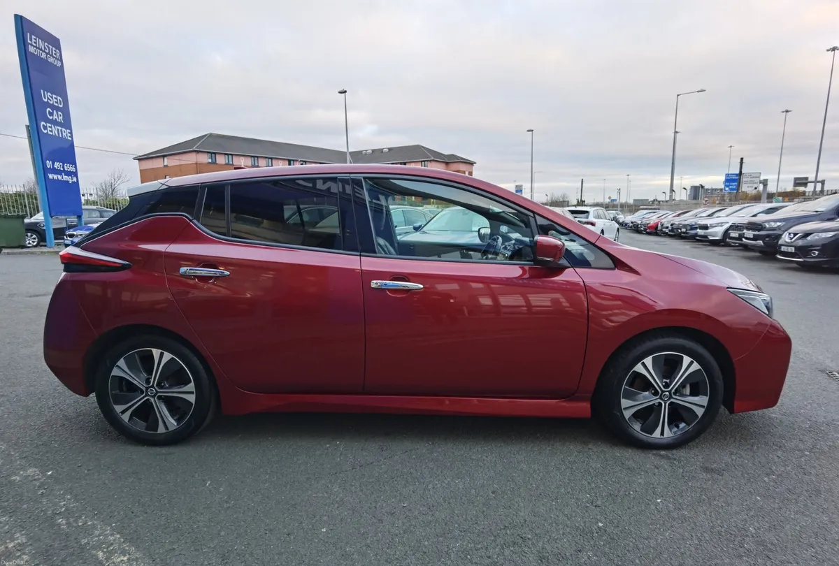 NISSAN LEAF 40KWH N-CONNECTA - Image 4