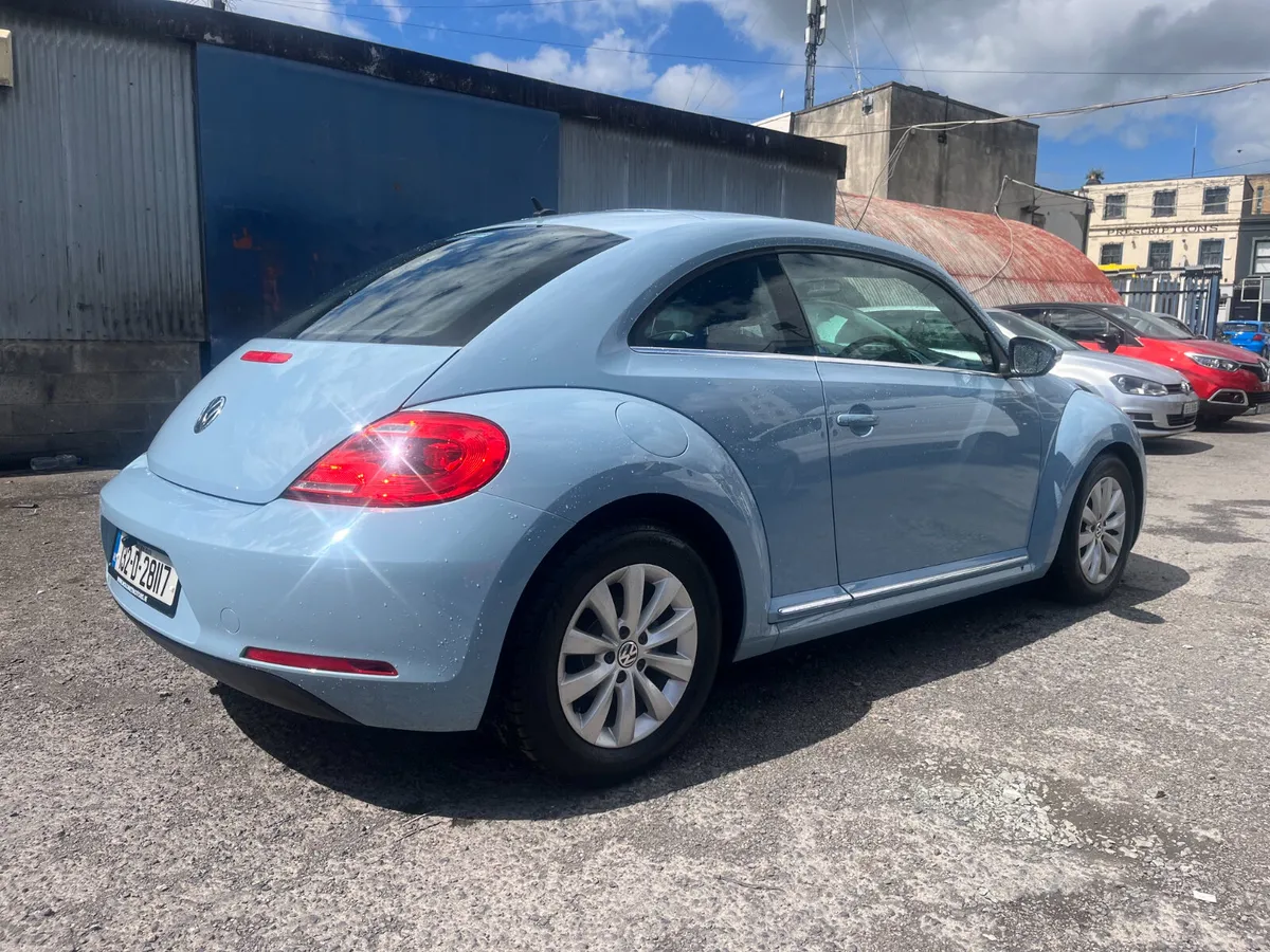 2013 VOLKSWAGEN BEETLE, AUTOMATIC - Image 3