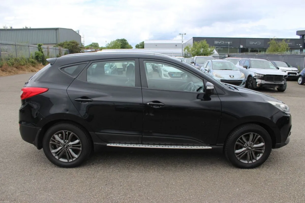 Hyundai ix35 1.7 Diesel Executive 2WD 115hp - TEND - Image 3