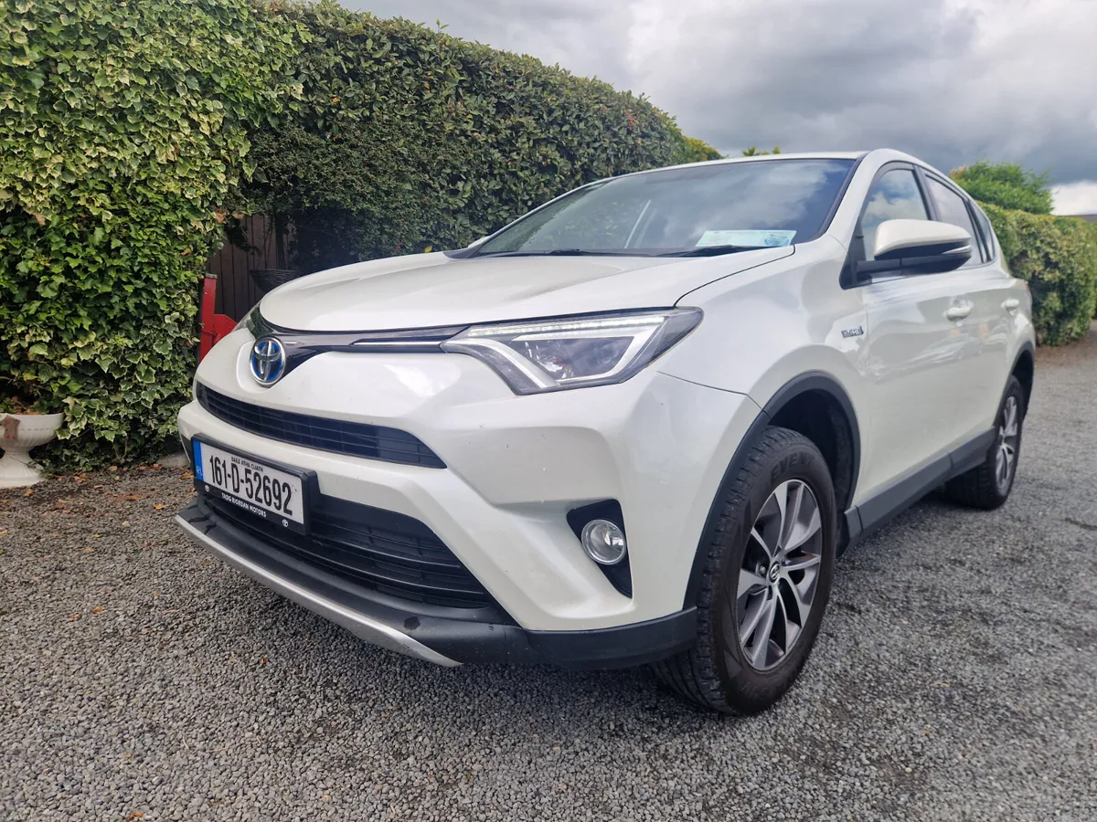 Toyota RAV4 HYBRID 2016 - Image 2