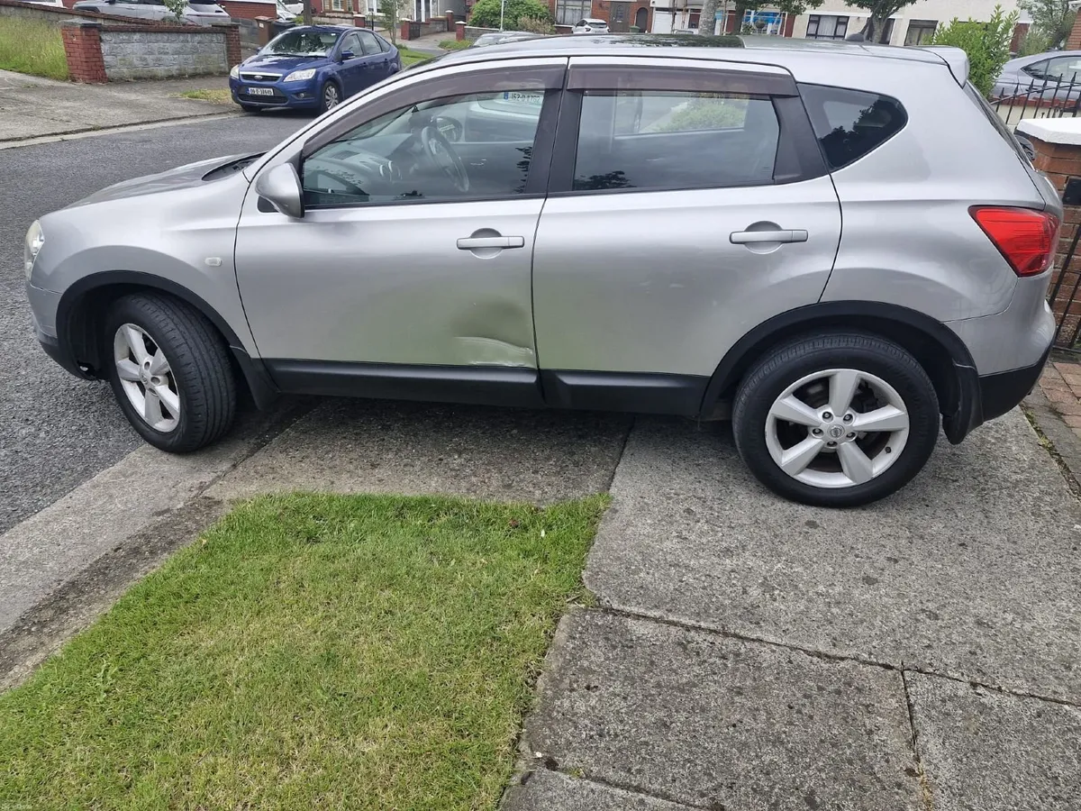 Nissan Qashqai 2010 - Image 3