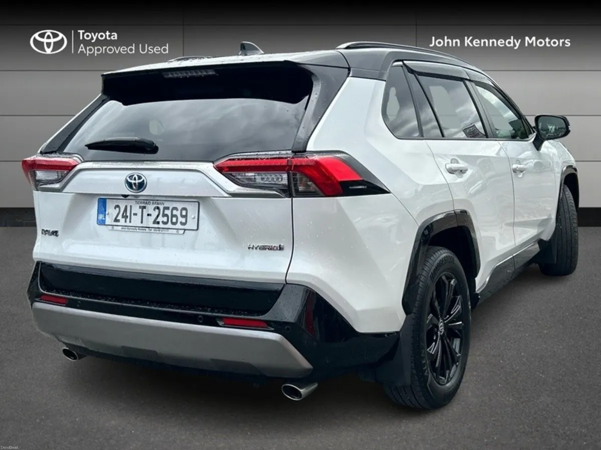 Toyota RAV4 HYBRID SPORT - Image 2