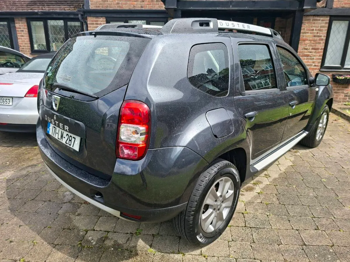 DACIA DUSTER 1.5 DIESEL 2017 VERY CLEAN JEEP - Image 3