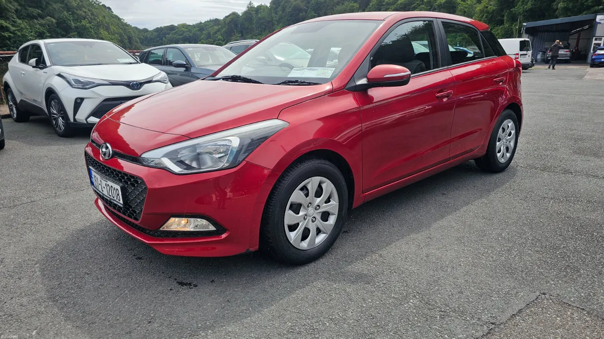 Hyundai i20 2015 1.2 PETROL - Image 1