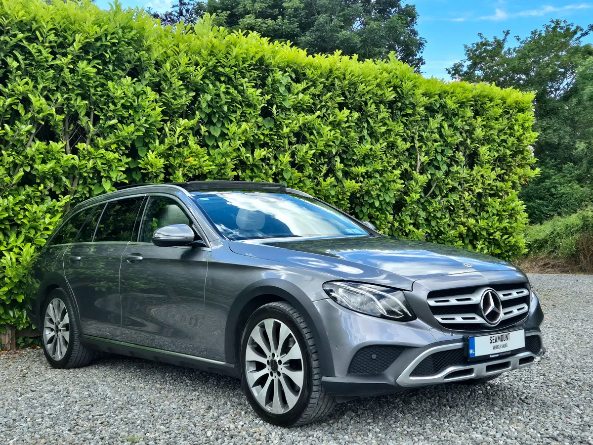 2017Mercedes-Benz E220d All Terrain 4MATIC - Image 4