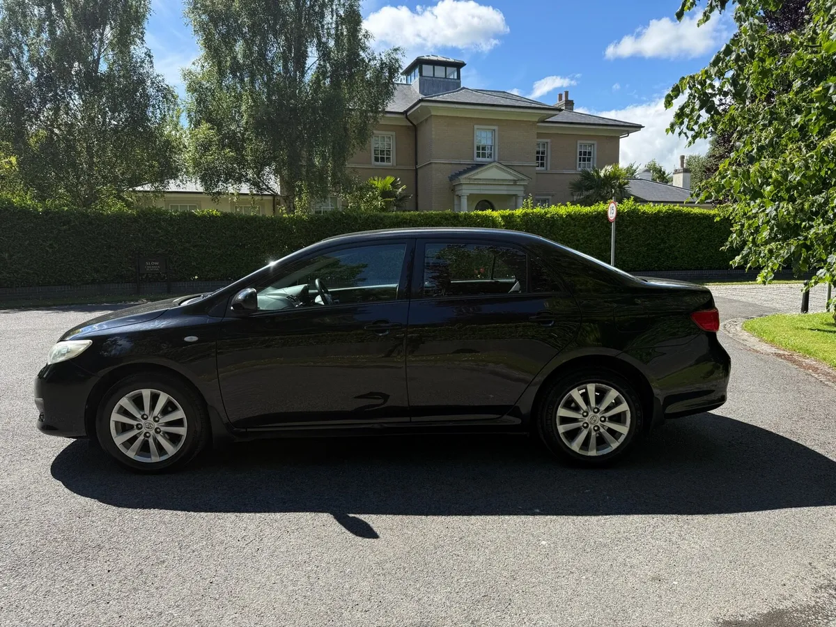 TOYOTA COROLLA 1.4 PETROL 2010 (NEW NCT) - Image 4