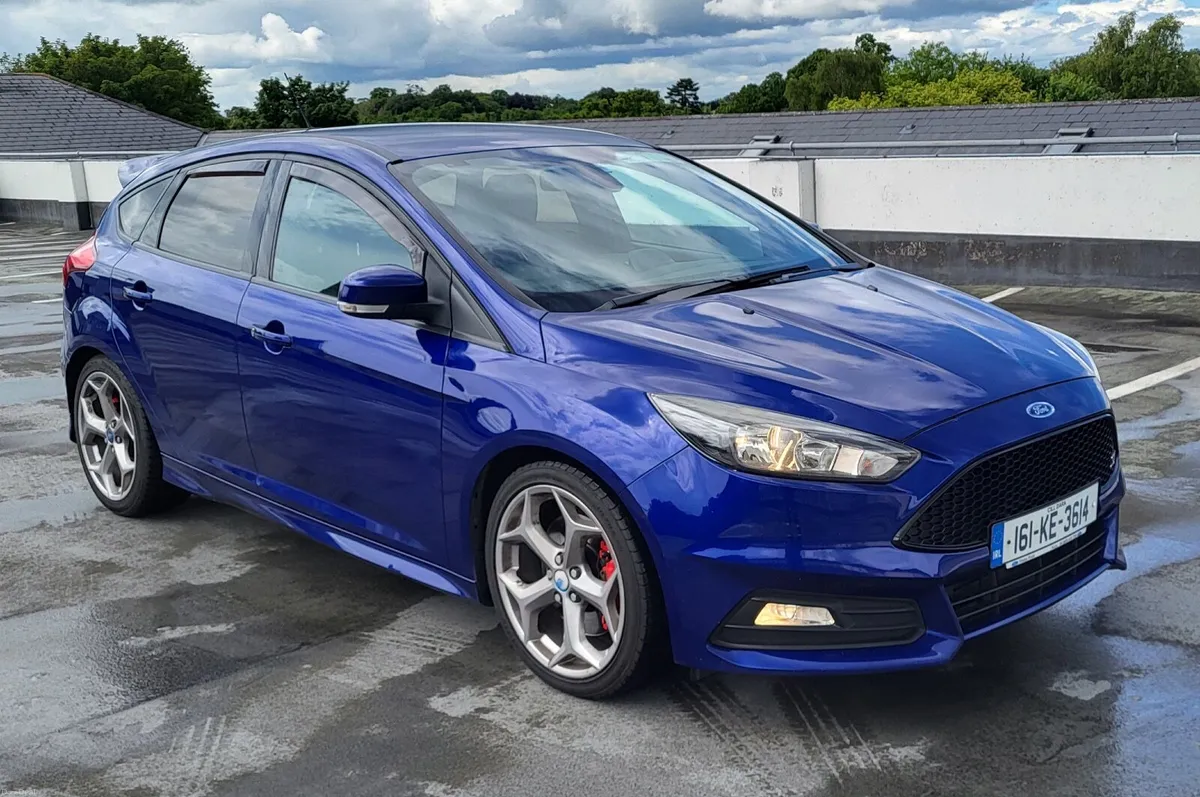 Ford Focus st2 2016 - Image 1