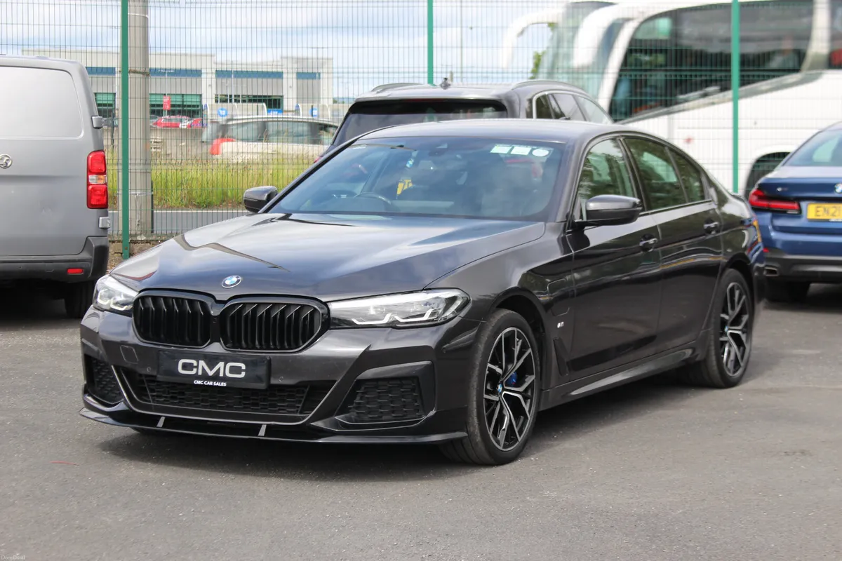 BMW 5-Series 2021 530E MSPORT PERFORMANCE - Image 3