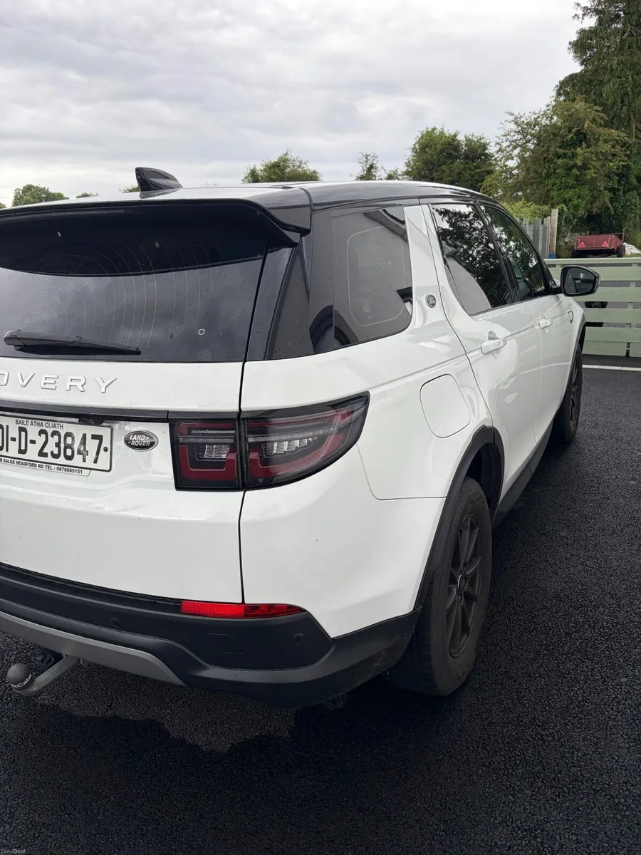 Land Rover Discovery Sport 2020 - Image 3
