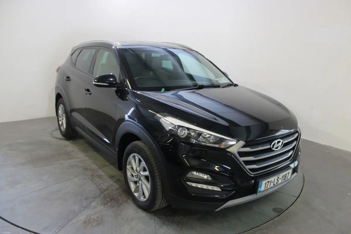 Hyundai Tucson 1.7 D Executive 2WD - TENDER 41 - Image 1