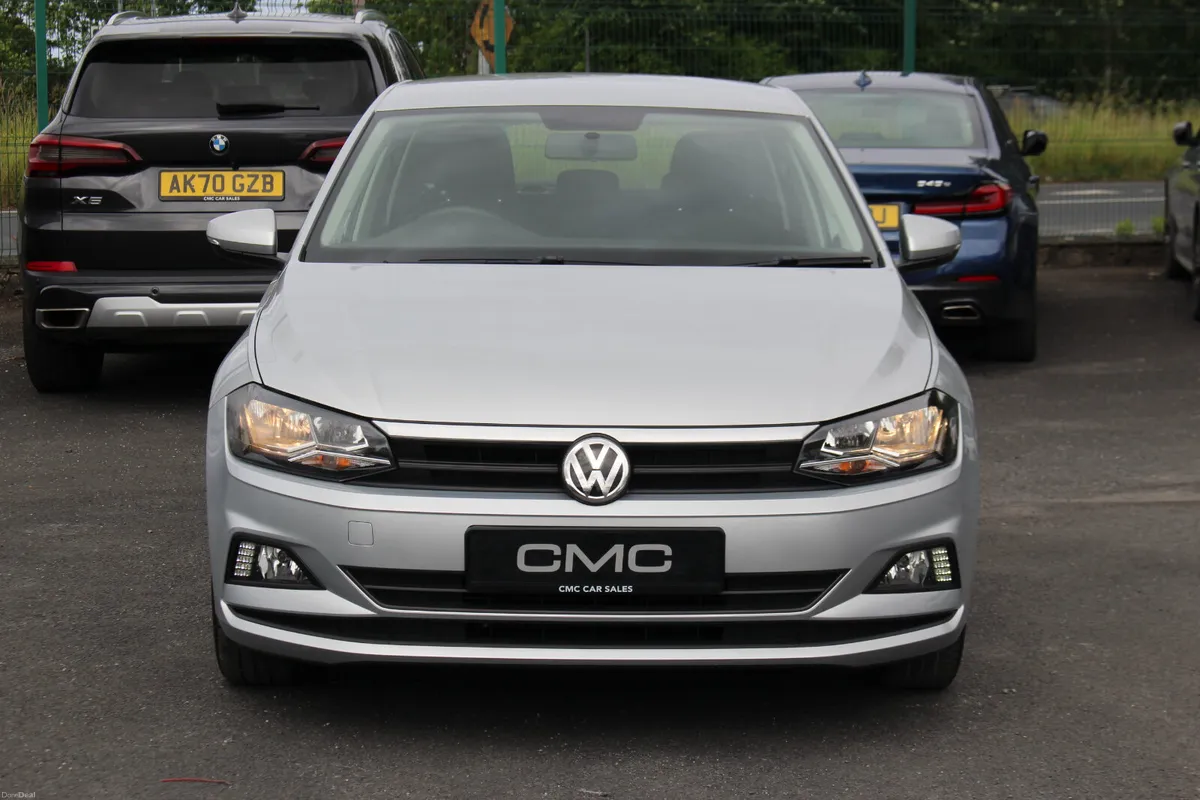 Volkswagen Polo 2019 TRENDLINE ON 32KMS - Image 2