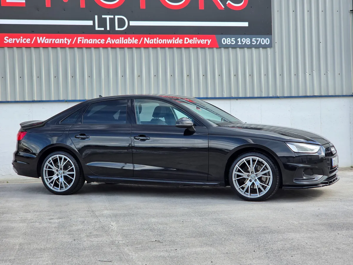 AUDI A4 2.0 TDI 163BHP AUTO BLACK EDITION STYLING - Image 4