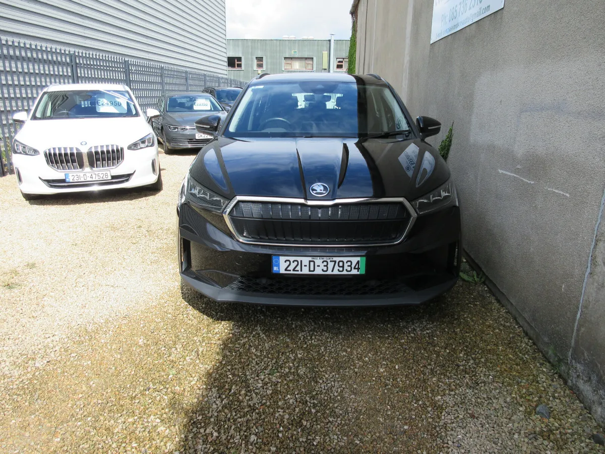 SKODA  ENYAQ 60 IV ESTATE - Image 2