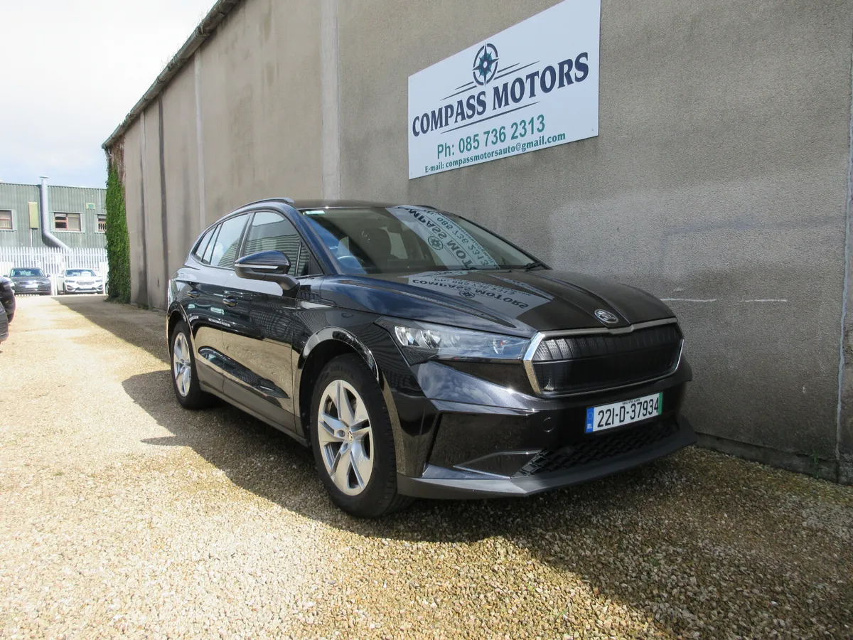SKODA  ENYAQ 60 IV ESTATE - Image 1