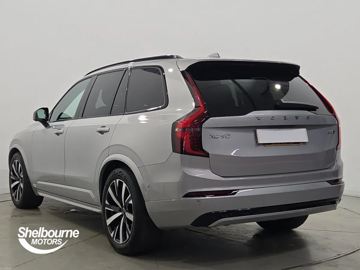 Volvo XC90 B5 PLUS AWD - Image 2